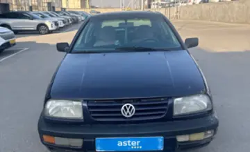 Volkswagen Vento 1995 года за 800 000 тг. в Шымкент фото 2