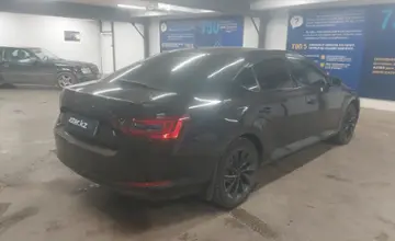 Skoda Superb 2018 года за 14 000 000 тг. в Астана фото 3