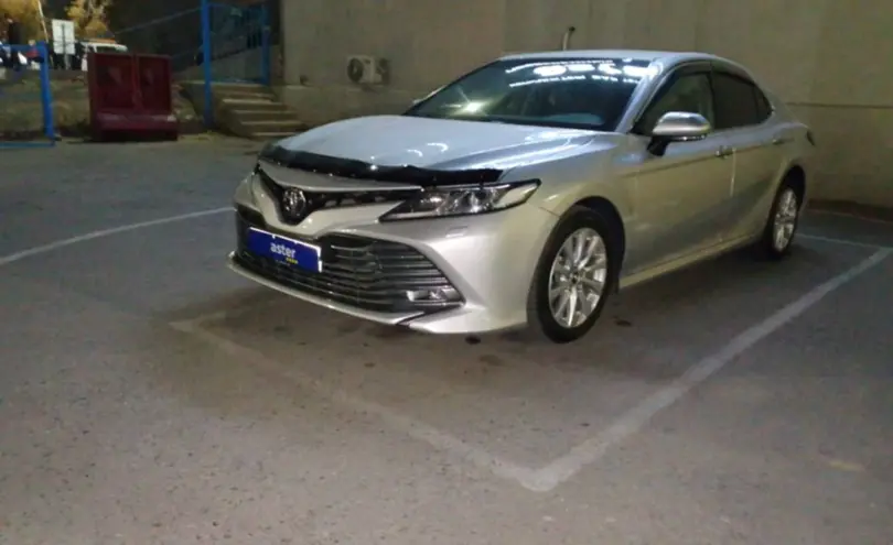 Toyota Camry 2019 года за 13 000 000 тг. в Тараз