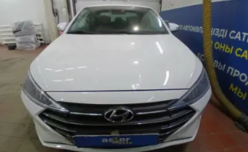 Hyundai Elantra 2019 года за 7 000 000 тг. в Астана фото 2