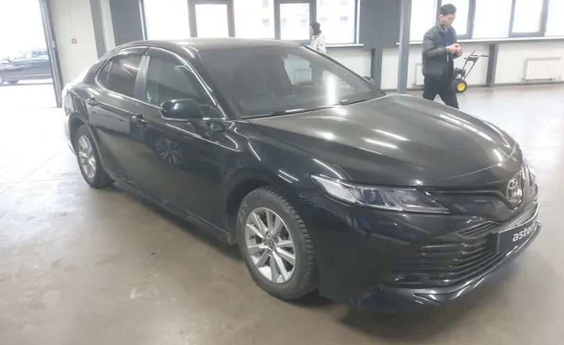 Toyota Camry 2020 года за 13 500 000 тг. в Астана фото 2