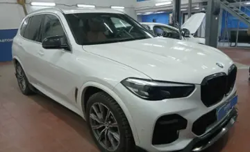 BMW X5 2022 года за 37 000 000 тг. в Астана фото 3