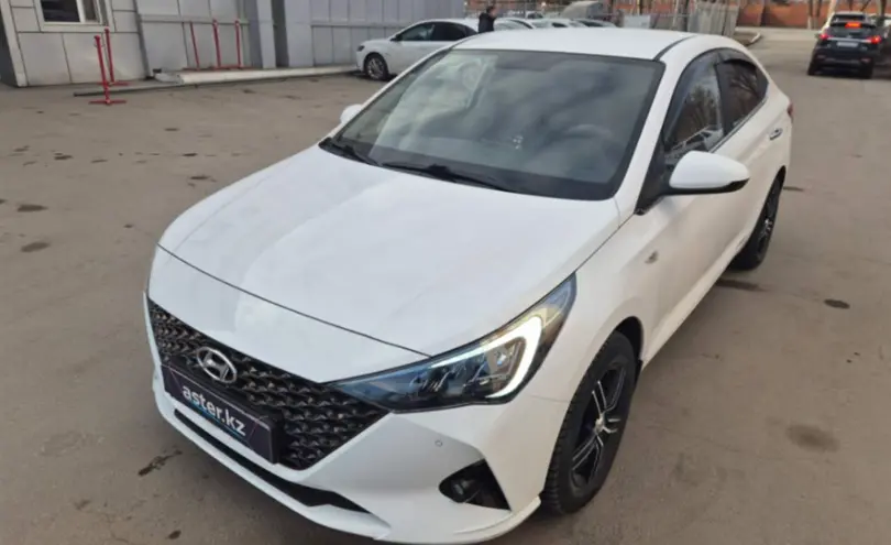 Hyundai Accent 2021 года за 7 200 000 тг. в Костанай
