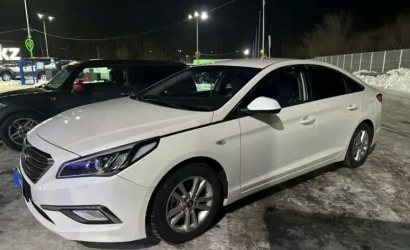 Hyundai Sonata 2015 года за 9 500 000 тг. в Усть-Каменогорск