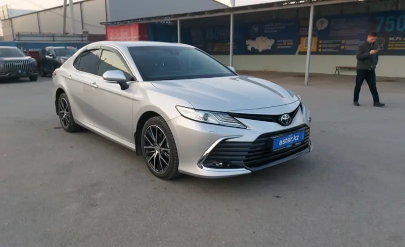 Toyota Camry 2023 года за 18 500 000 тг. в Шымкент фото 2