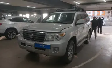 Toyota Land Cruiser 2014 года за 16 500 000 тг. в Астана фото 1