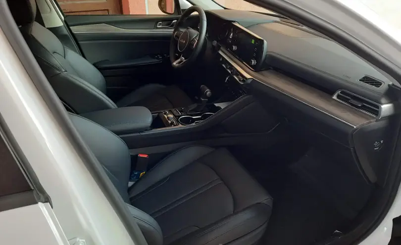 Kia K5 2022 года за 12 000 000 тг. в Шымкент