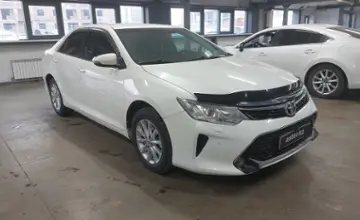 Toyota Camry 2015 года за 11 000 000 тг. в Астана фото 2