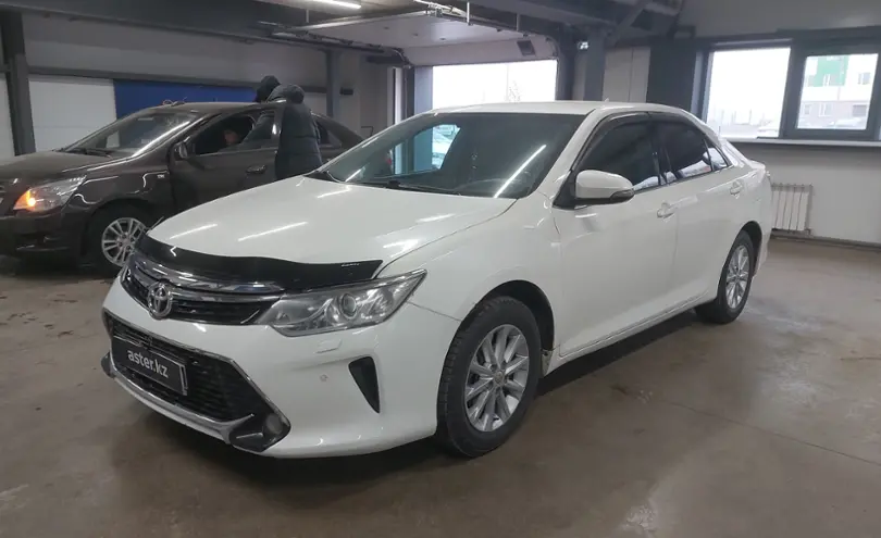 Toyota Camry 2015 года за 11 000 000 тг. в Астана