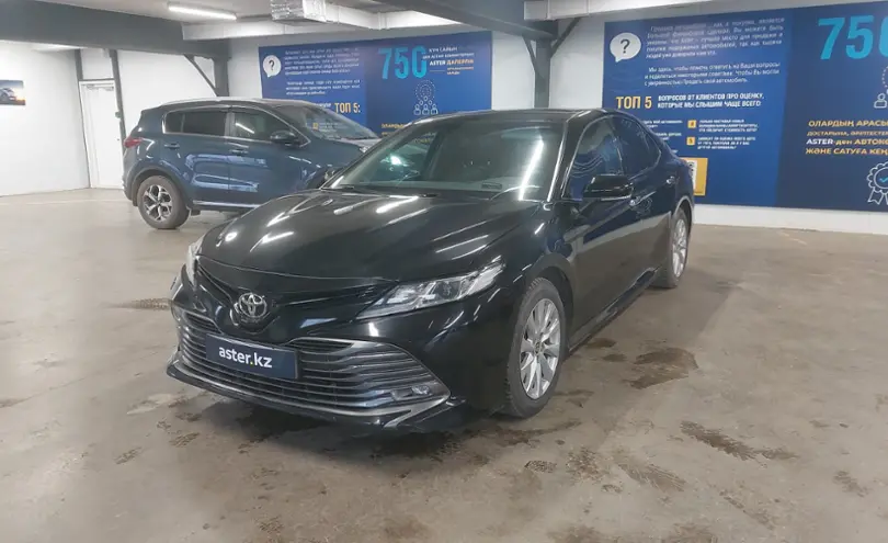 Toyota Camry 2020 года за 13 000 000 тг. в Астана