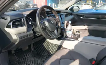 Toyota Camry 2018 года за 10 500 000 тг. в Шымкент фото 5