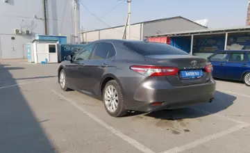 Toyota Camry 2018 года за 10 500 000 тг. в Шымкент фото 4