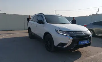 Mitsubishi Outlander 2020 года за 9 500 000 тг. в Шымкент фото 2