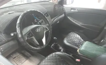 Hyundai Solaris 2015 года за 3 500 000 тг. в Астана фото 5