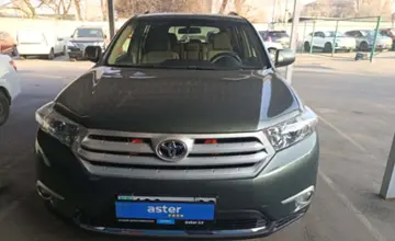 Toyota Highlander 2013 года за 10 500 000 тг. в Алматы фото 2