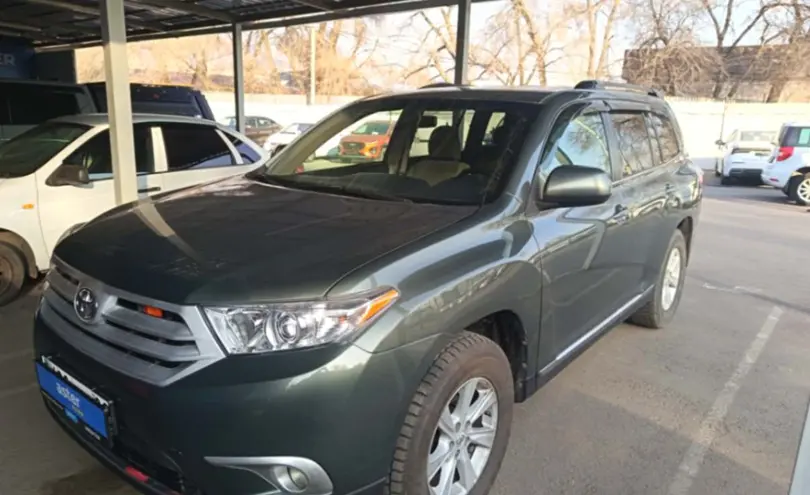Toyota Highlander 2013 года за 10 500 000 тг. в Алматы