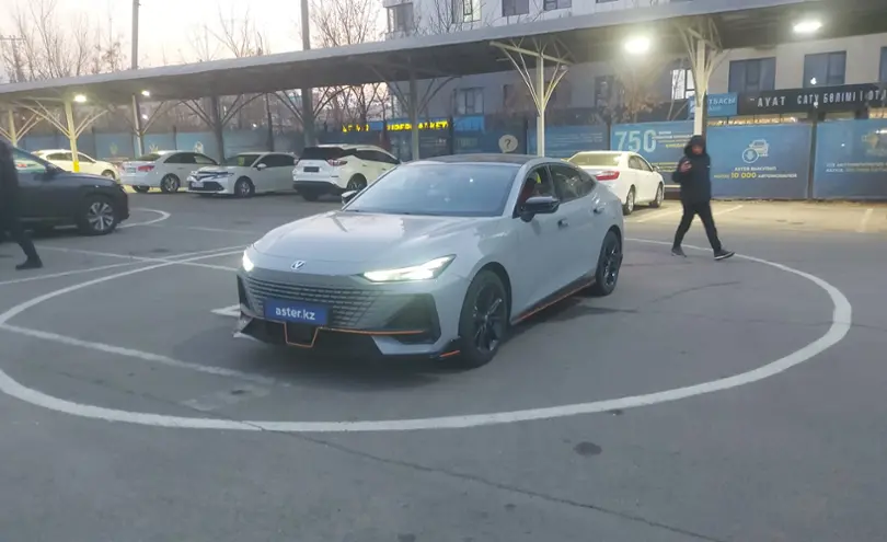 Changan UNI-V 2024 года за 10 700 000 тг. в Алматы