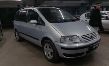 Volkswagen Sharan 2002 года за 1 600 000 тг. в Астана фото 2
