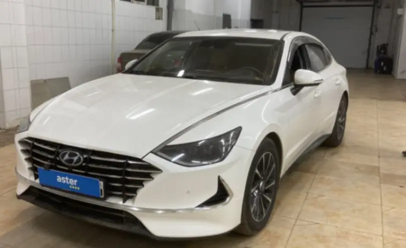 Hyundai Sonata 2021 года за 12 000 000 тг. в Актобе
