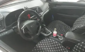 Hyundai Elantra 2018 года за 8 000 000 тг. в Астана фото 5