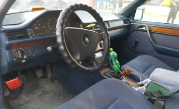 Mercedes-Benz W124 1991 года за 1 000 000 тг. в Шымкент фото 5