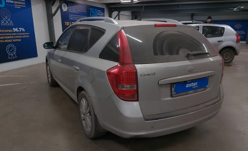 Kia Ceed 2009 года за 3 500 000 тг. в Астана фото 4