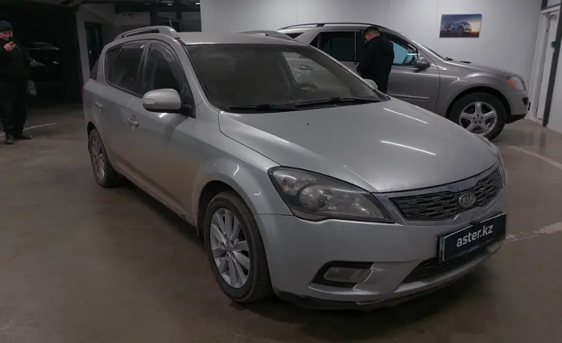 Kia Ceed 2009 года за 3 500 000 тг. в Астана фото 2