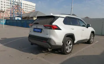 Toyota RAV4 2021 года за 17 000 000 тг. в Шымкент фото 3