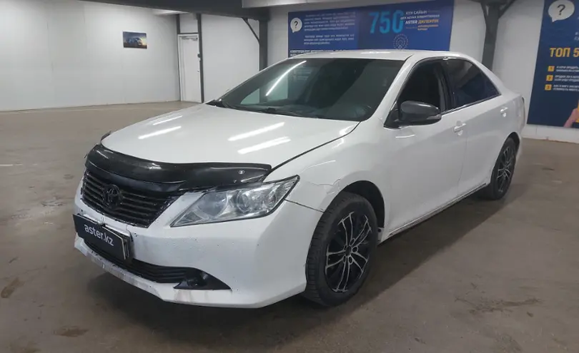 Toyota Camry 2013 года за 8 000 000 тг. в Астана