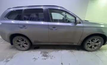 Mitsubishi Outlander 2013 года за 7 000 000 тг. в Павлодар фото 4