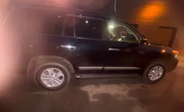 Toyota Land Cruiser 2015 года за 25 000 000 тг. в Петропавловск фото 4