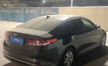 Kia Optima 2016 года за 8 500 000 тг. в Шымкент