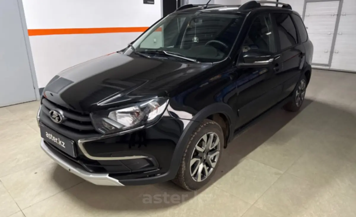 LADA (ВАЗ) Granta 2023 года за 6 000 000 тг. в Уральск