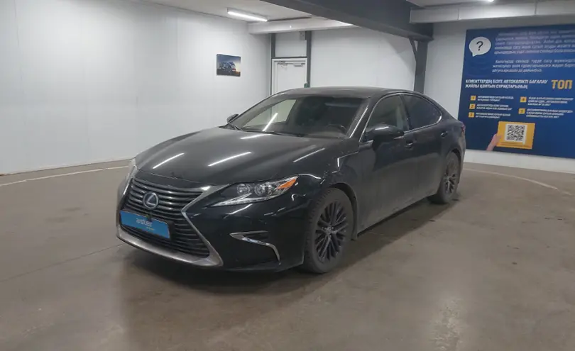 Lexus ES 2018 года за 13 500 000 тг. в Астана