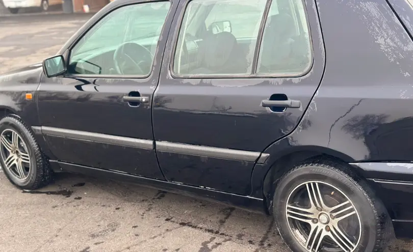 Volkswagen Golf 1994 года за 1 500 000 тг. в Алматы фото 5