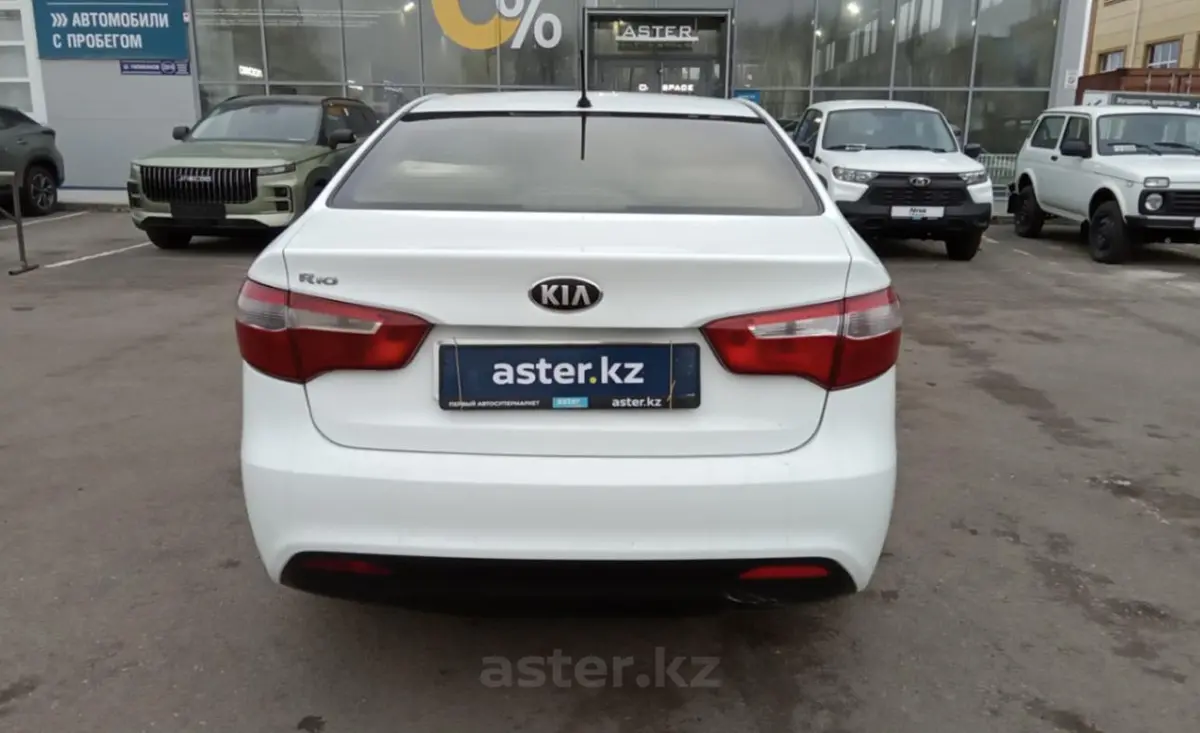 Kia Rio 2013 Kia Rio 2013