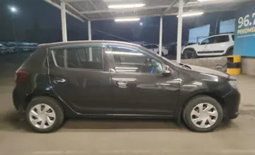 Renault Sandero 2015 года за 4 200 000 тг. в Алматы фото 4