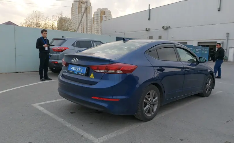 Hyundai Elantra 2018 года за 6 200 000 тг. в Шымкент фото 3