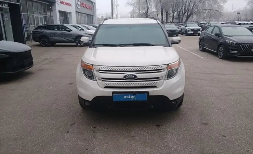 Ford Explorer 2013 года за 9 800 000 тг. в Актобе фото 2