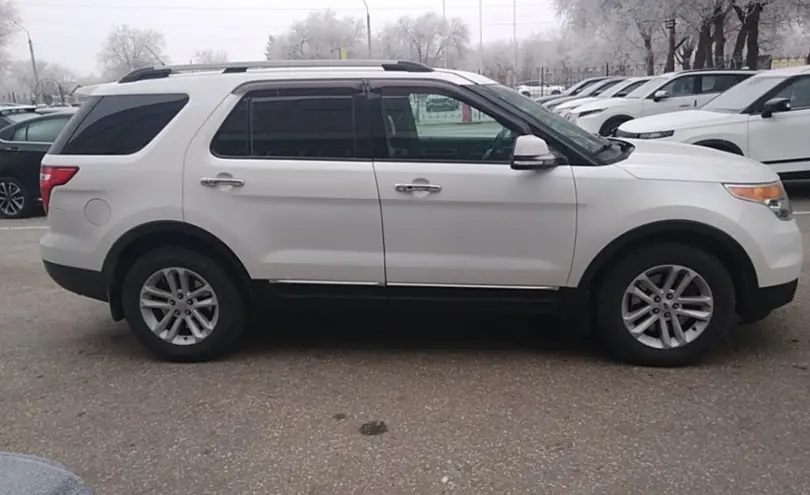 Ford Explorer 2013 года за 9 800 000 тг. в Актобе фото 4