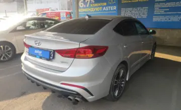 Hyundai Elantra 2017 года за 7 000 000 тг. в Алматы