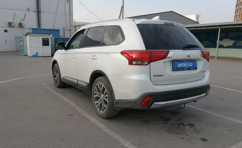 Mitsubishi Outlander 2019 года за 11 500 000 тг. в Шымкент фото 4