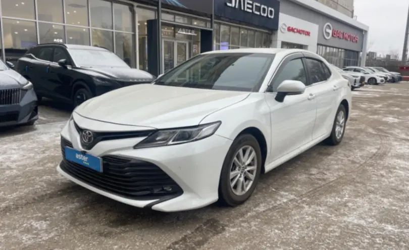 Toyota Camry 2020 года за 11 000 000 тг. в Актобе