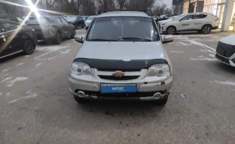 Chevrolet Niva 2014 года за 2 300 000 тг. в Актобе фото 2