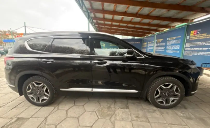 Hyundai Santa Fe 2021 года за 16 000 000 тг. в Талдыкорган фото 4