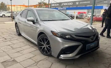 Toyota Camry 2022 года за 11 800 000 тг. в Талдыкорган фото 3