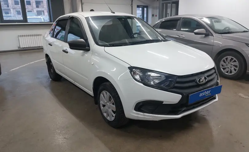 LADA (ВАЗ) Granta 2020 года за 4 100 000 тг. в Астана фото 2