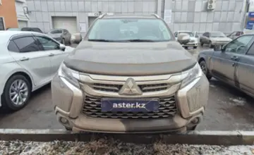 Mitsubishi Pajero Sport 2018 года за 15 000 000 тг. в Костанай фото 2