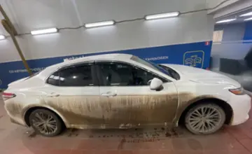 Toyota Camry 2019 года за 10 000 000 тг. в Астана фото 4