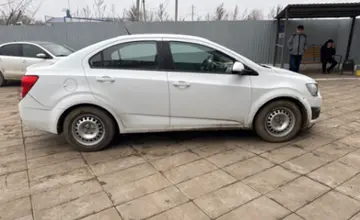Chevrolet Aveo 2013 года за 3 000 000 тг. в Уральск фото 4